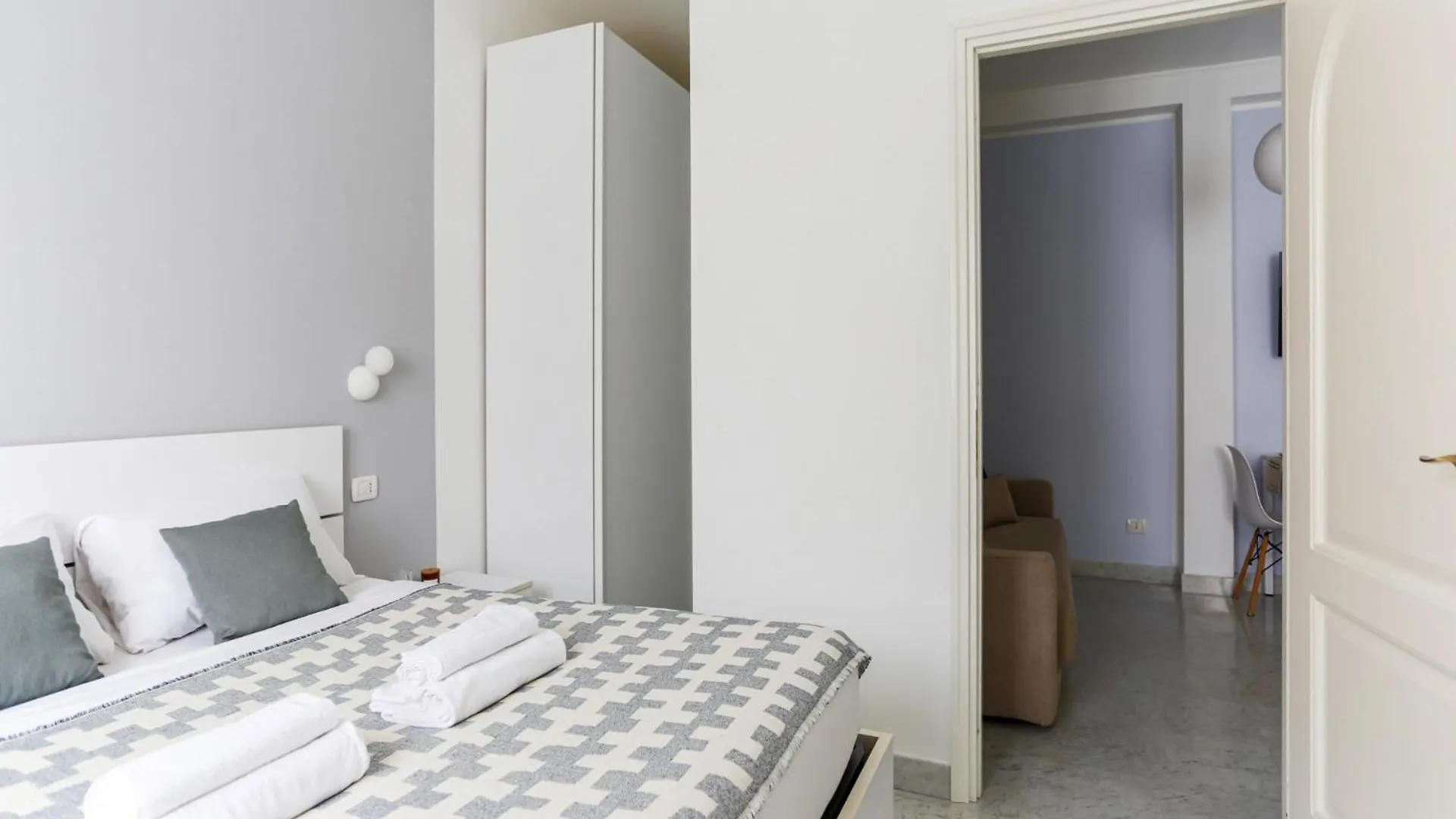 The Best Rent - Bright Two-Bedroom Apartment In Central Station Area Milan
