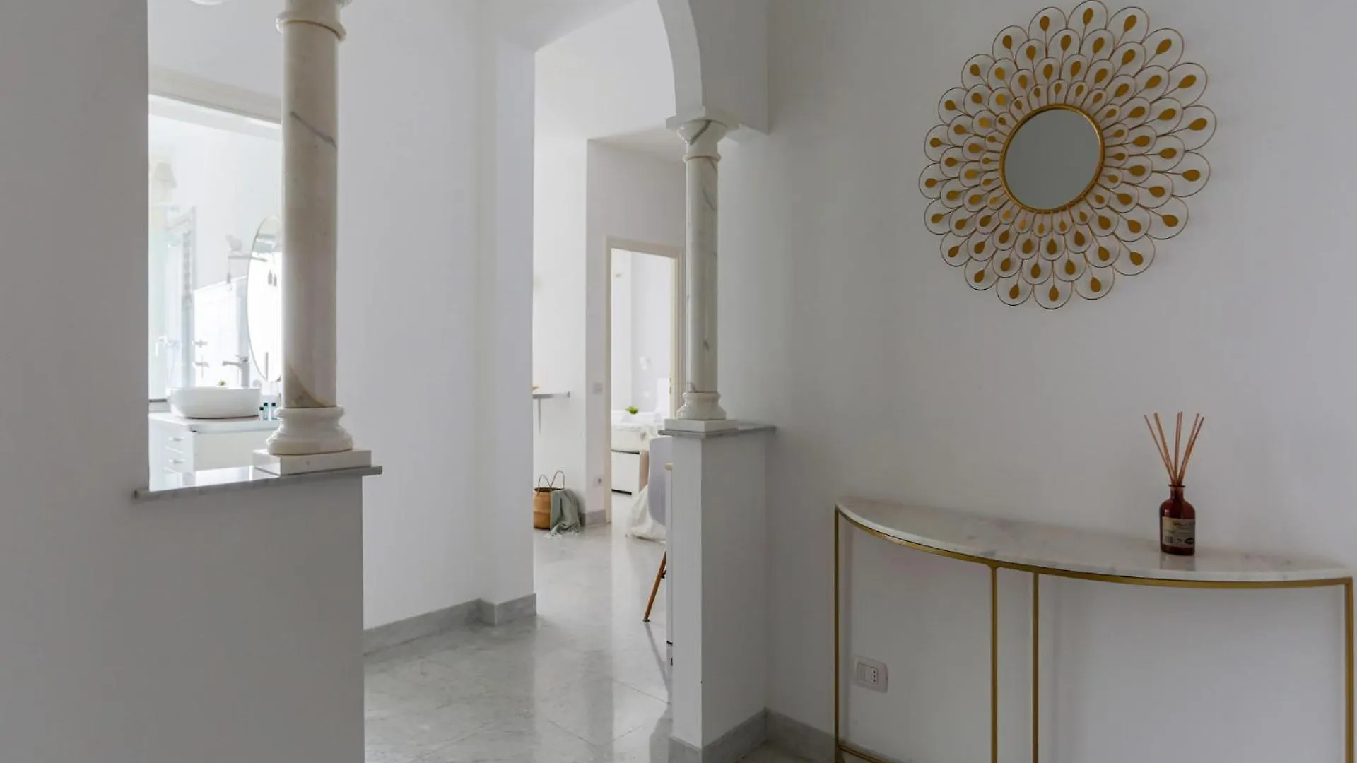 Aparthotel The Best Rent - Bright Two-Bedroom Apartment In Central Station Area Milan