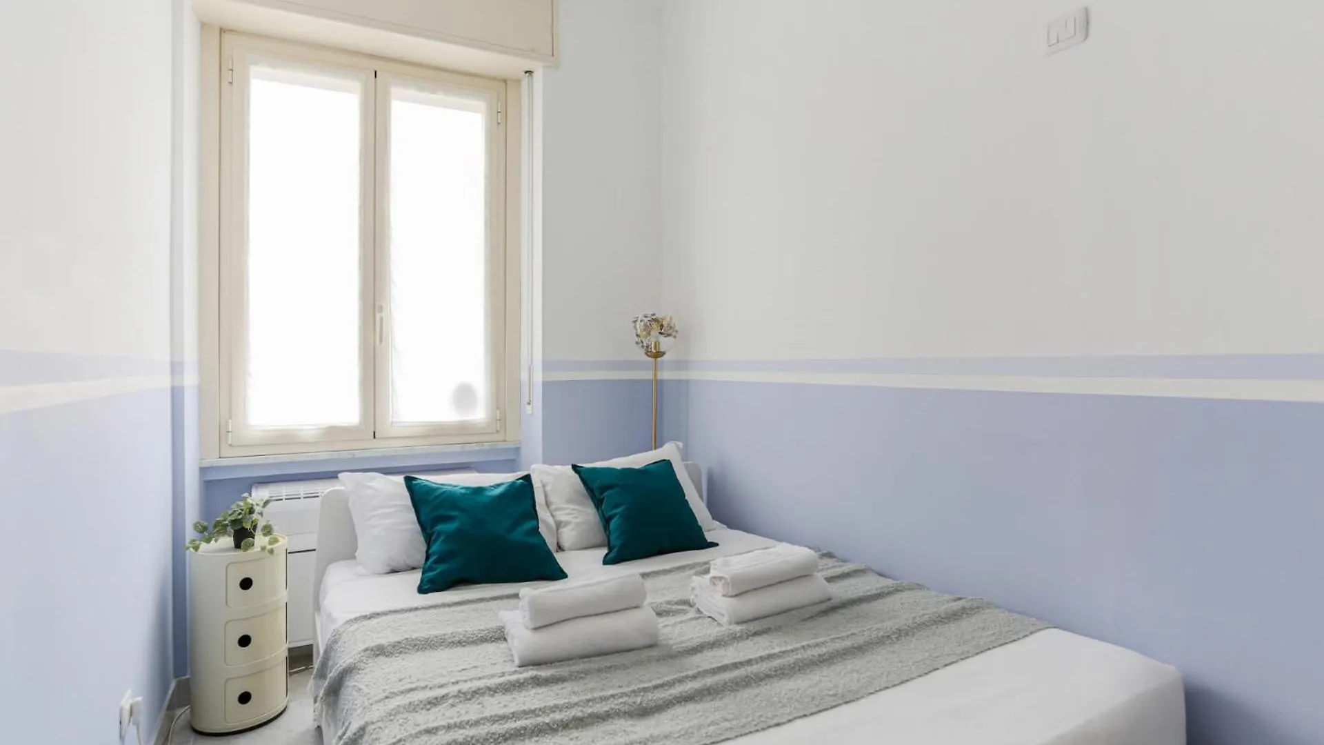 The Best Rent - Bright Two-Bedroom Apartment In Central Station Area Milan Aparthotel
